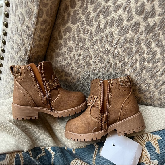 NWT Toddler girl Sugar boots, size 5 - Picture 4 of 7